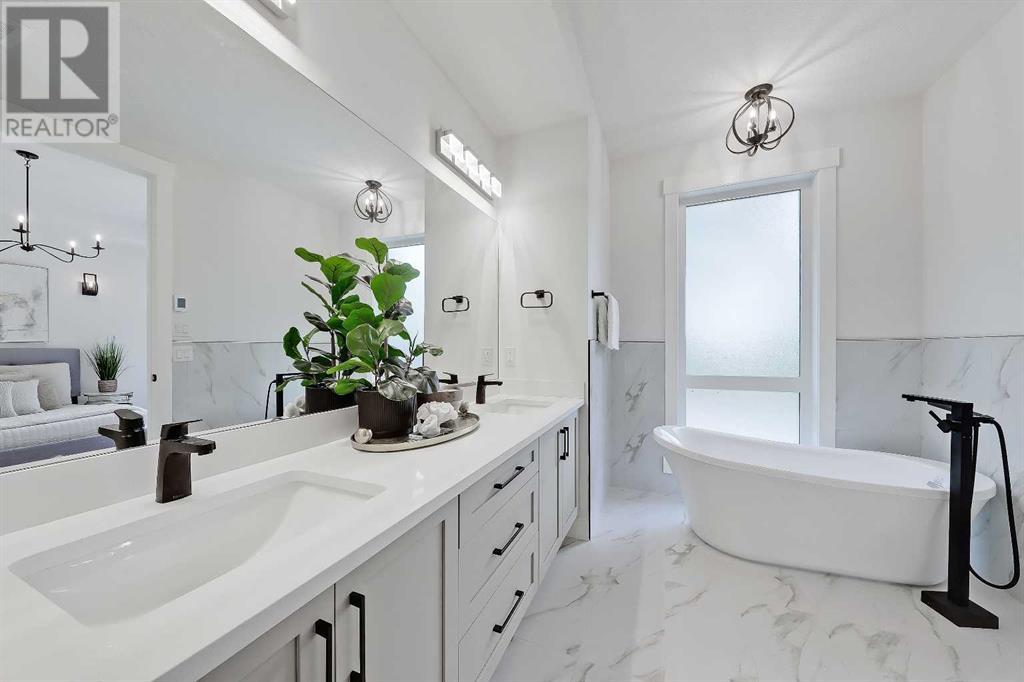 Single Family House for Sale in   Avenue NW Mount Pleasant Calgary 