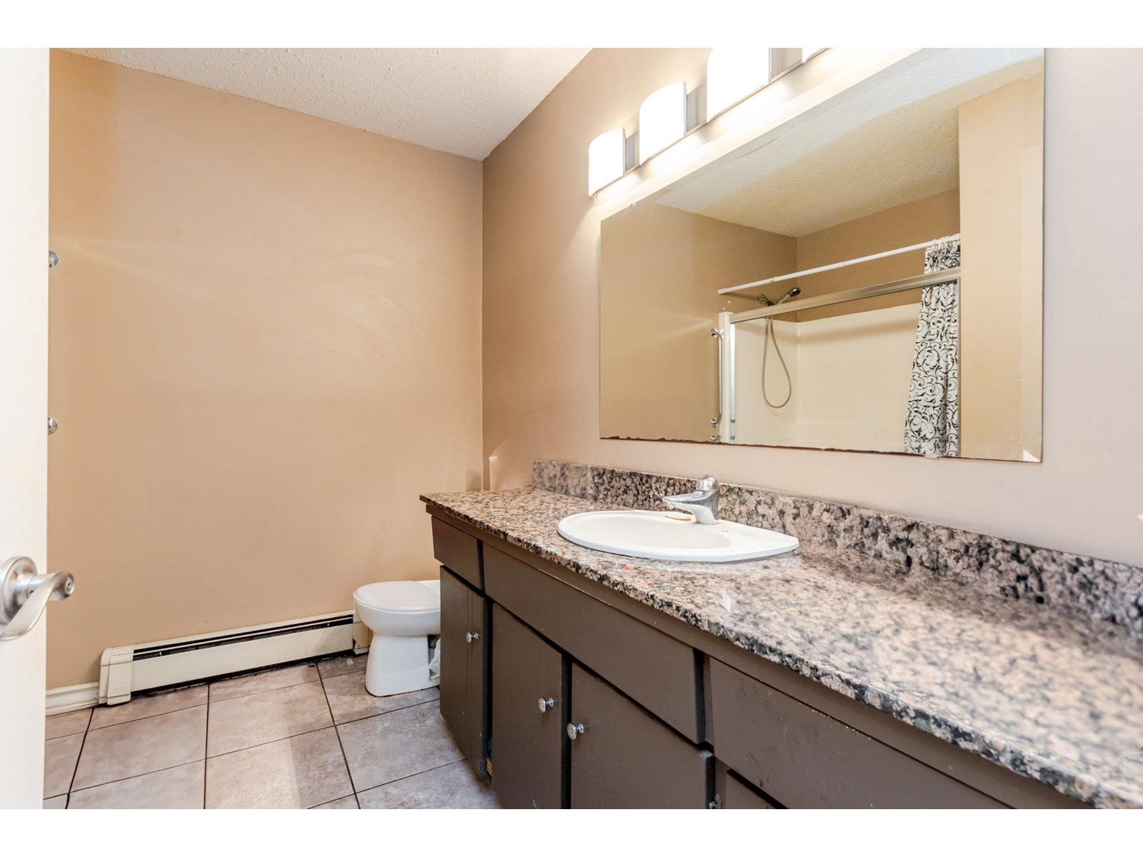 Photo 24 of 24990 36 Avenue, Langley BC