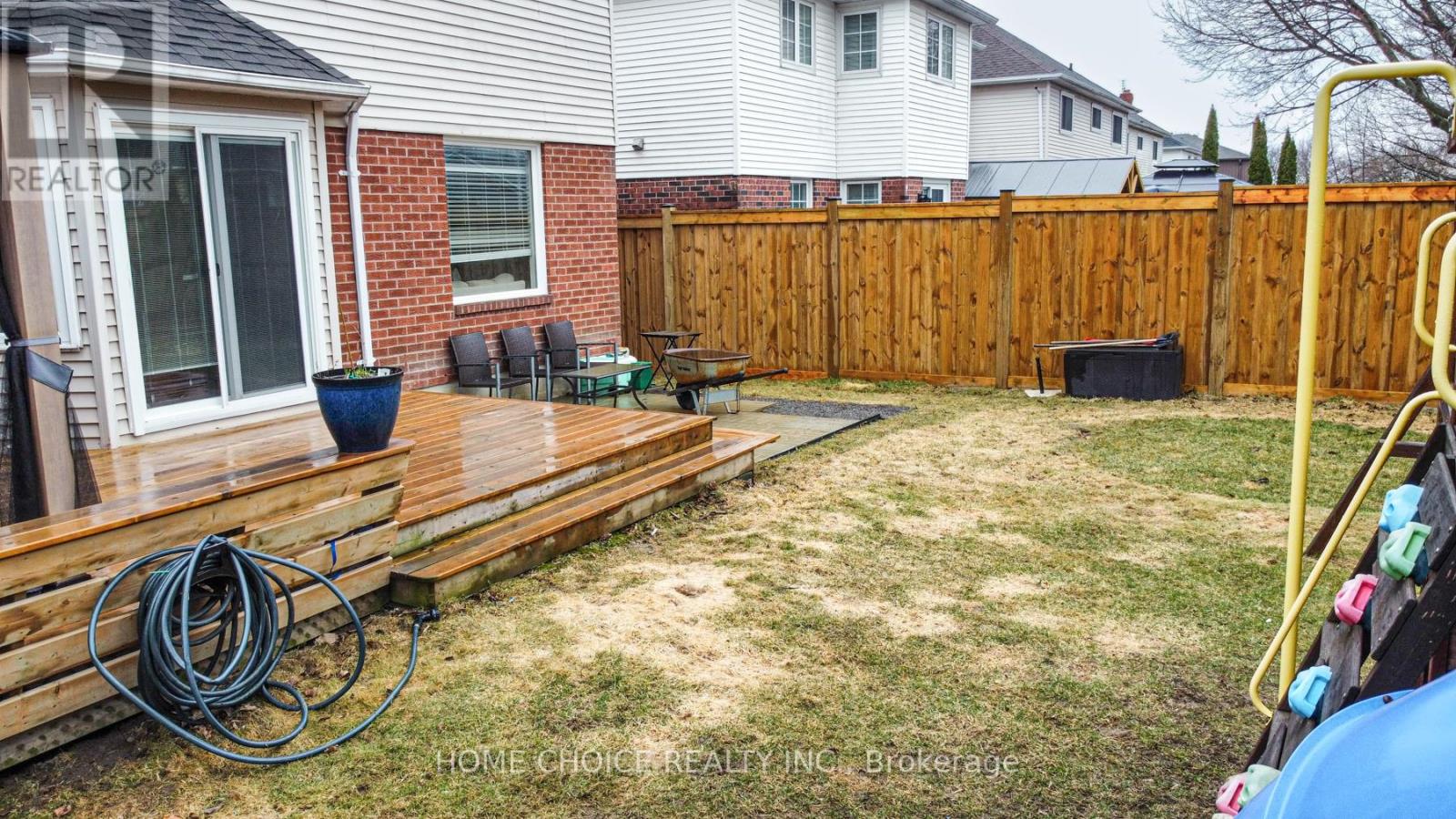 Photo 40 of 27 Doncaster Crescent, Clarington ON