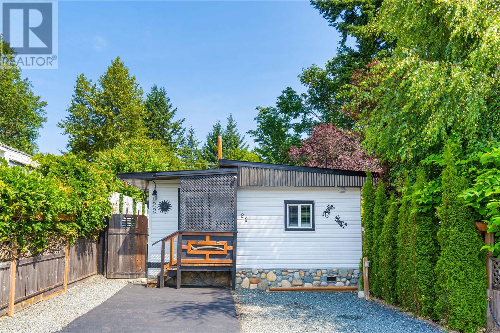 Photo 15 of 22 1226 Lawlor Rd, Nanaimo BC