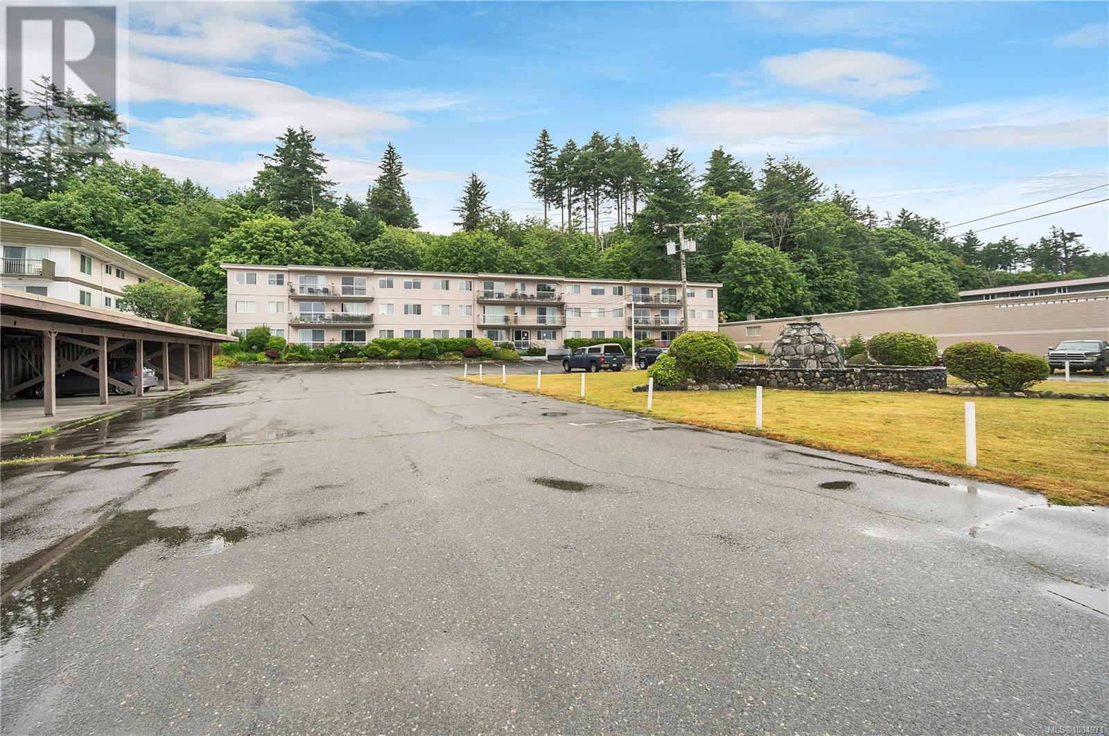 Photo 20 of 28 940 Island Hwy S, Campbell River BC
