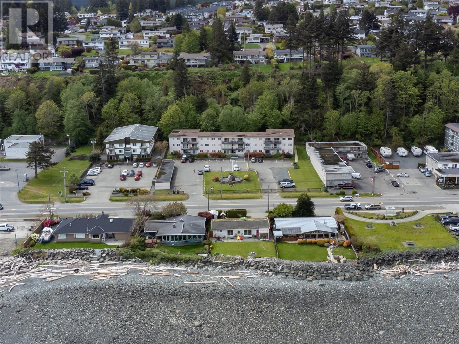 Photo 17 of 28 940 Island Hwy S, Campbell River BC