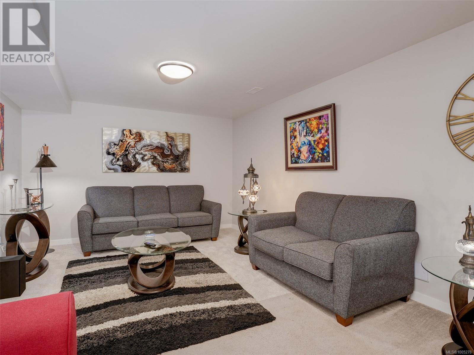 Photo 17 of 3380 Curlew St, Colwood BC