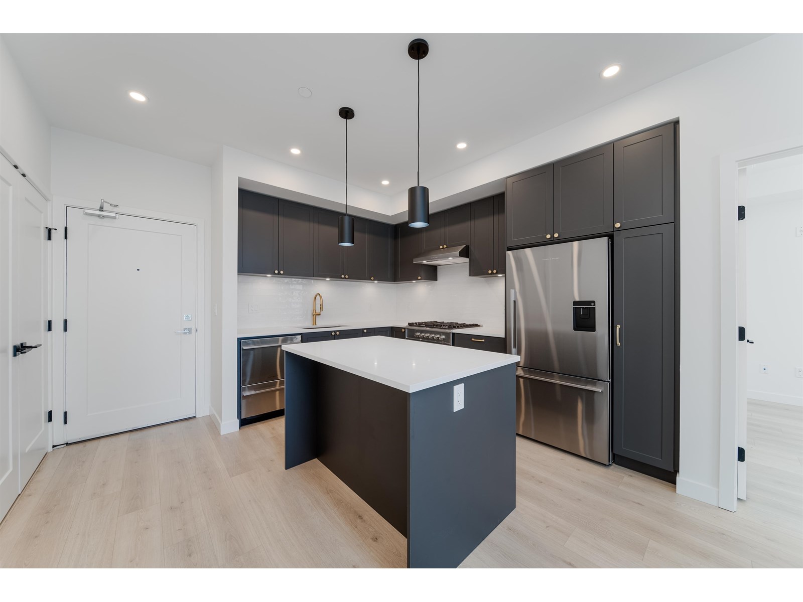 Photo 6 of 110 2425 166 Street, Surrey BC