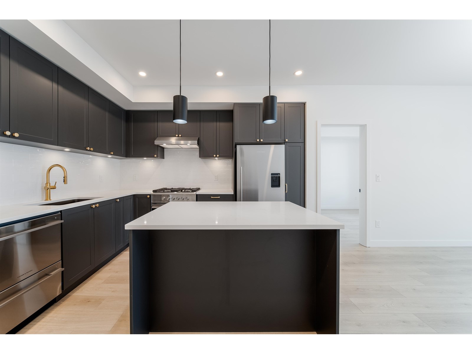 Photo 5 of 110 2425 166 Street, Surrey BC