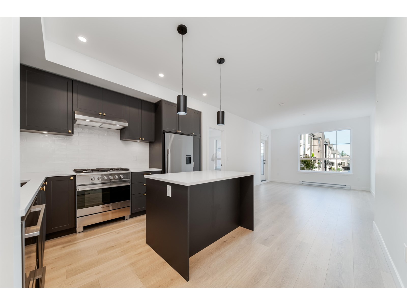 Photo 4 of 110 2425 166 Street, Surrey BC