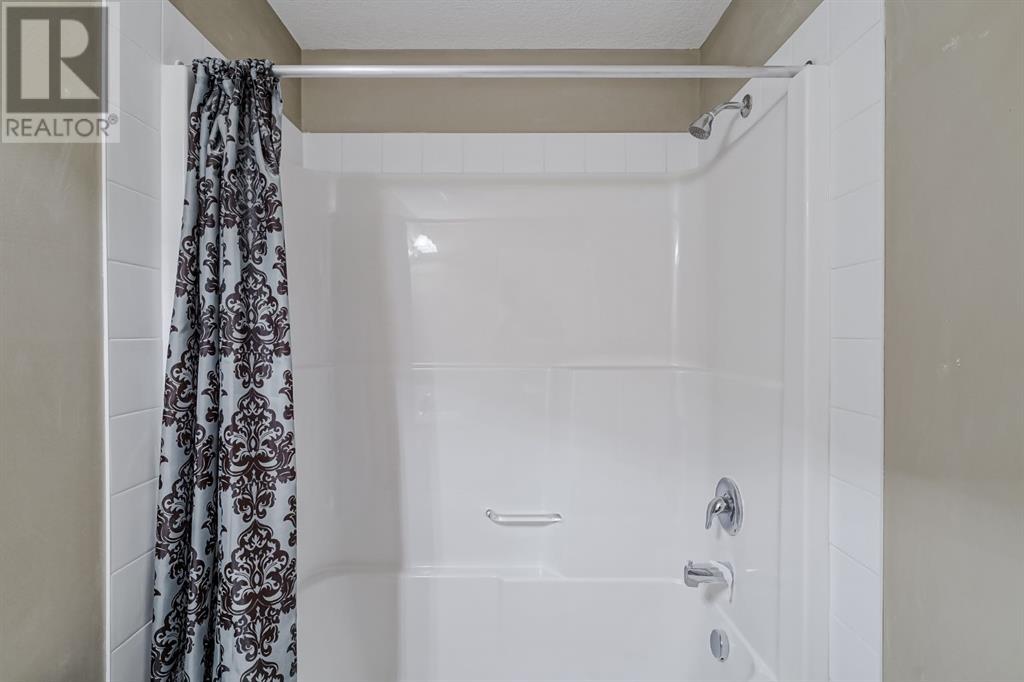 Single Family House for Sale in   Country Village Park NE Country Hills Village Calgary 