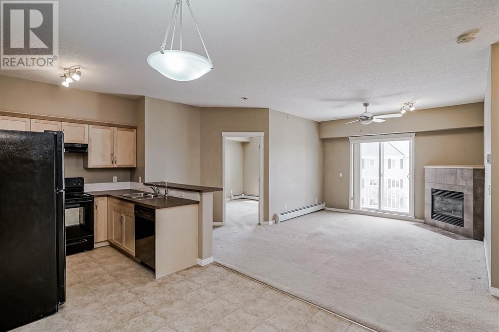 Single Family House for Sale in   Country Village Park NE Country Hills Village Calgary 