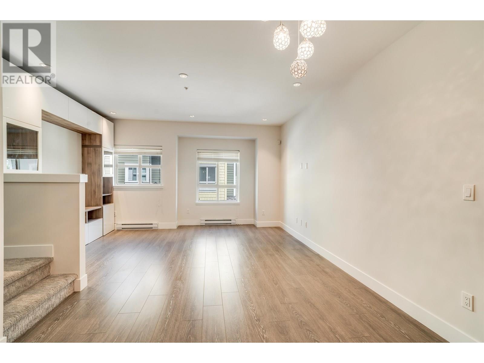 Photo 27 of 54 843 Ewen Avenue, New Westminster BC
