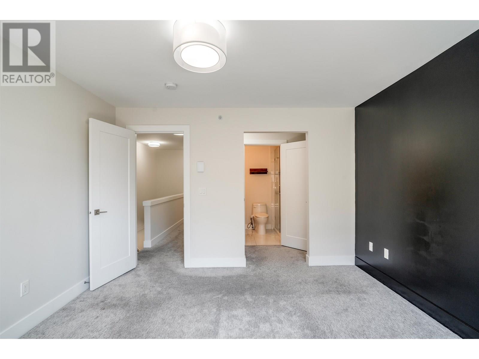 Photo 35 of 54 843 Ewen Avenue, New Westminster BC