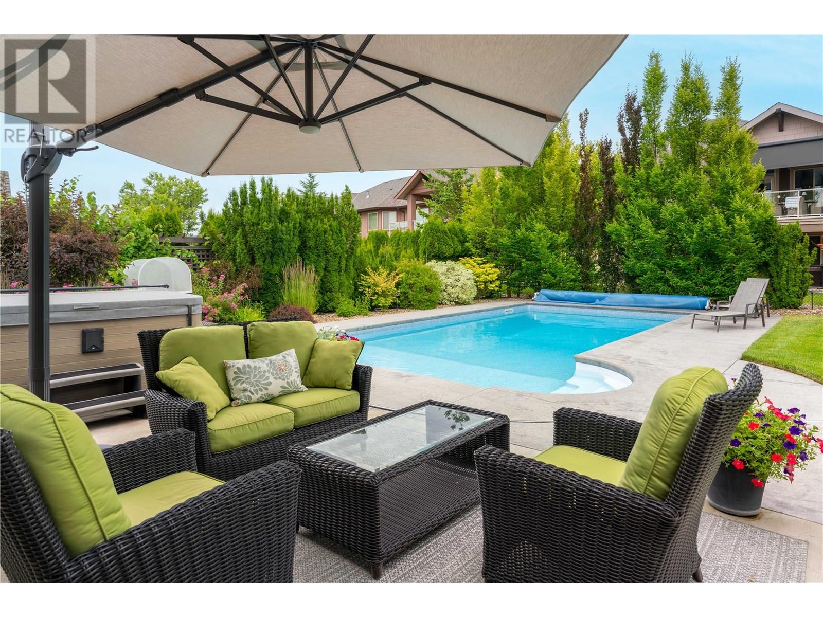 Photo 19 of 2464 Selkirk Drive, Kelowna BC