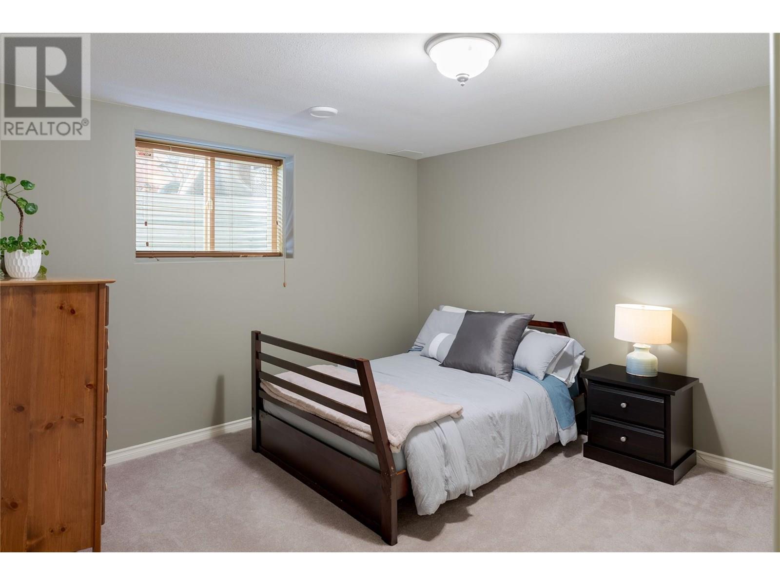 Photo 11 of 2464 Selkirk Drive, Kelowna BC