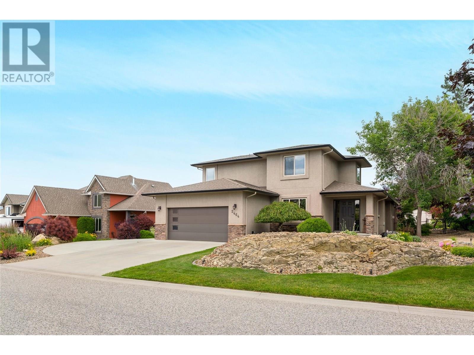 Photo 4 of 2464 Selkirk Drive, Kelowna BC