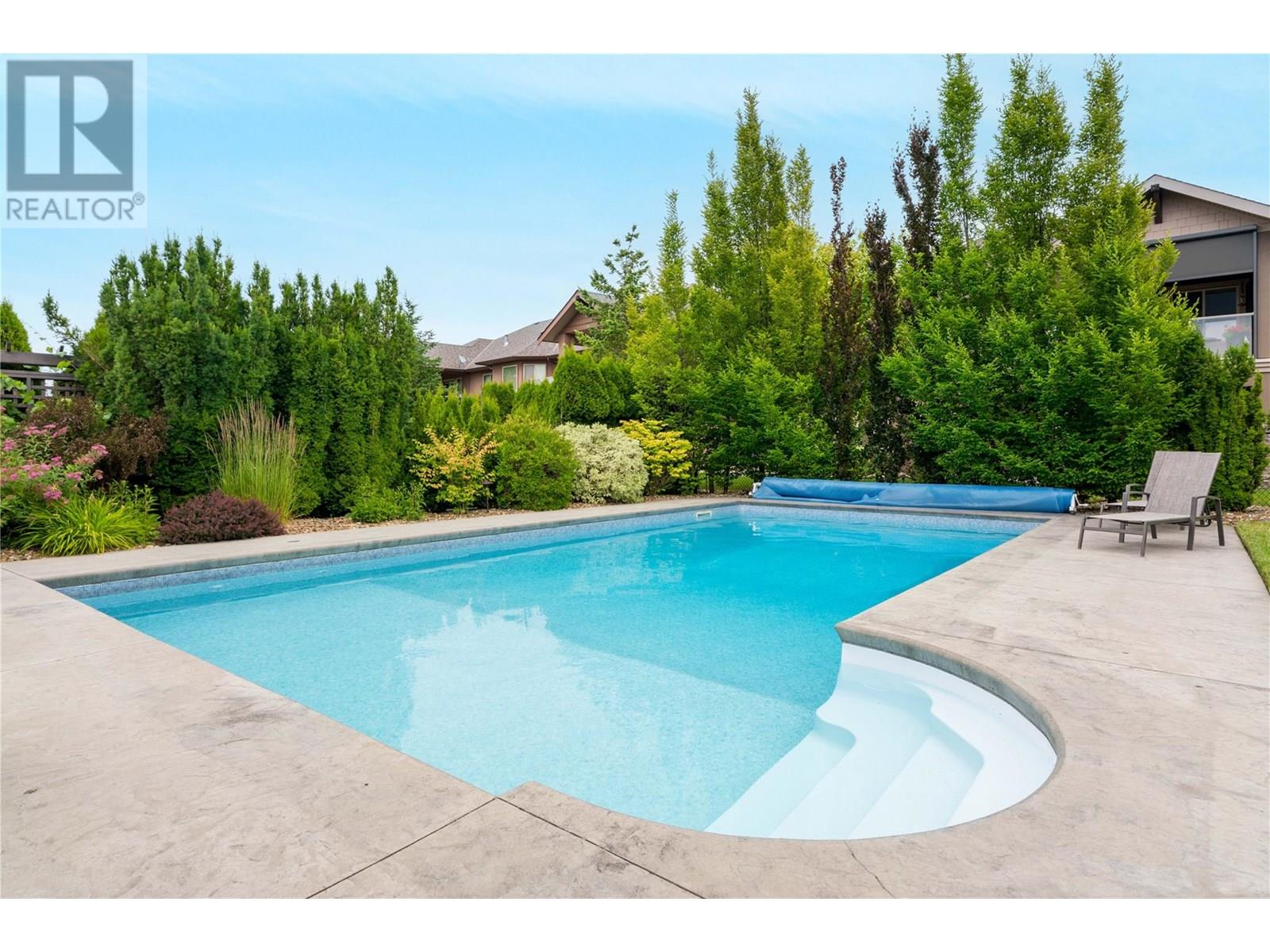 Photo 33 of 2464 Selkirk Drive, Kelowna BC