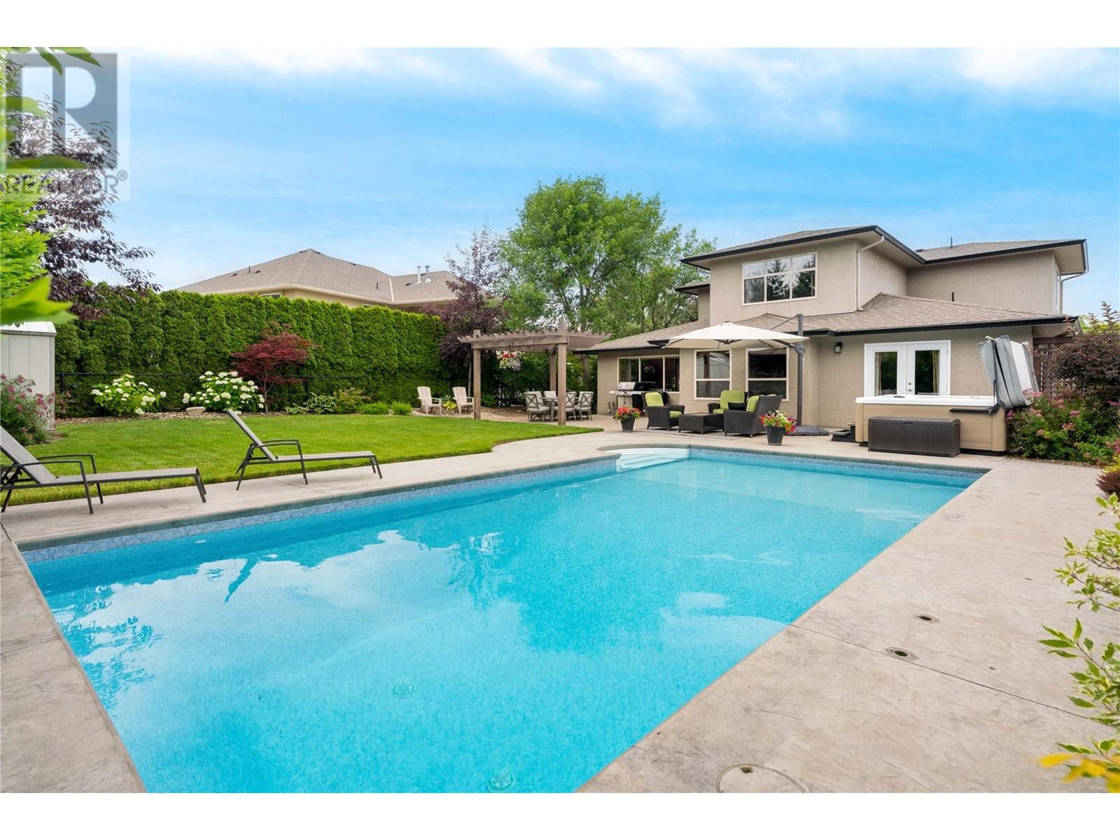 Photo 26 of 2464 Selkirk Drive, Kelowna BC