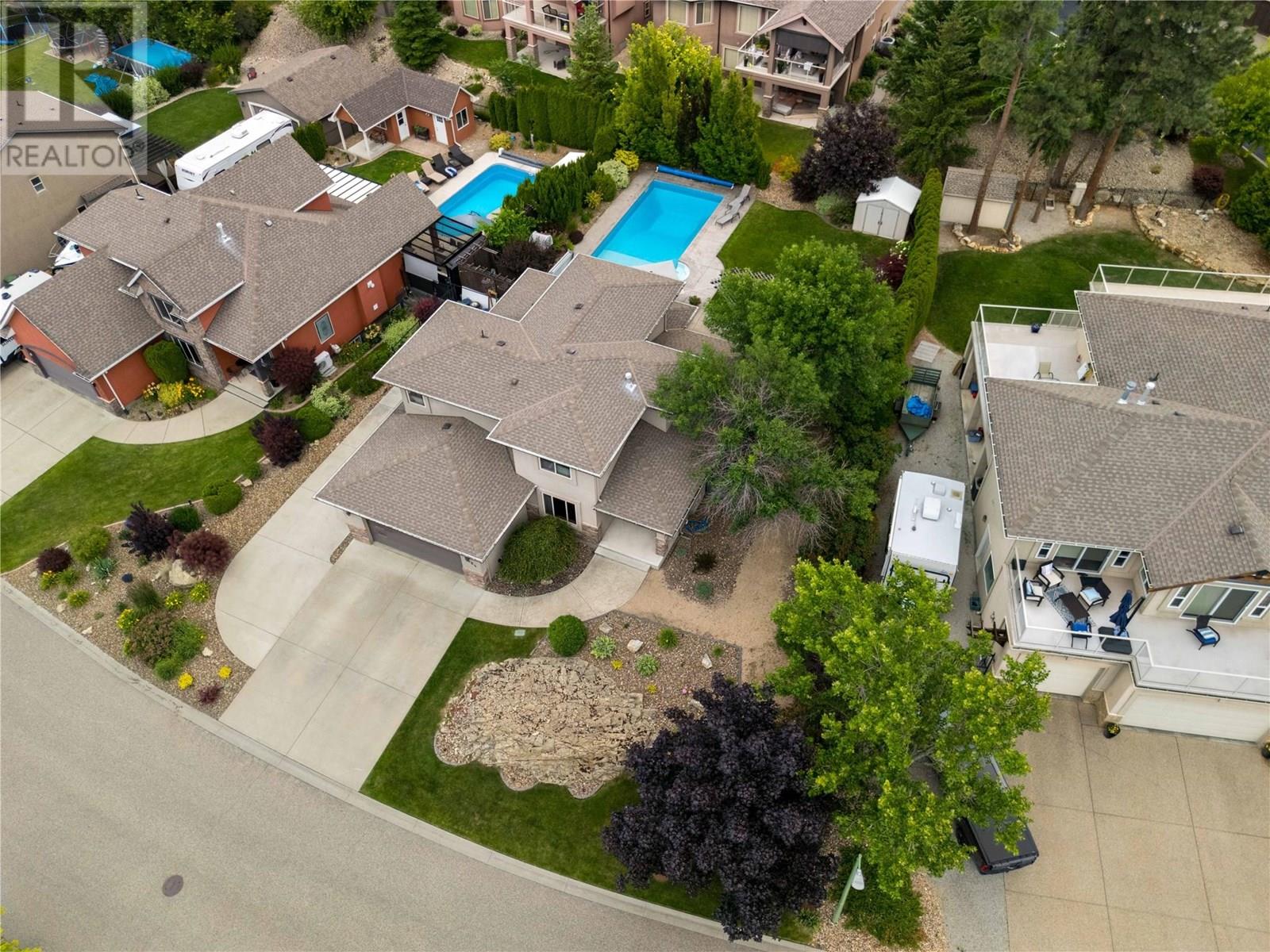 Photo 17 of 2464 Selkirk Drive, Kelowna BC