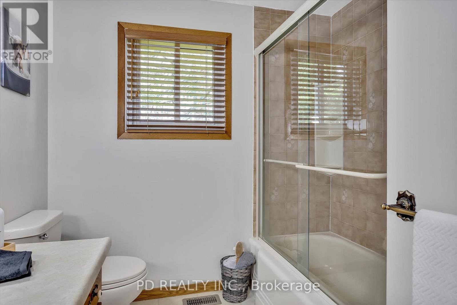 Photo 25 of 169 Kenedon Drive, Kawartha Lakes ON