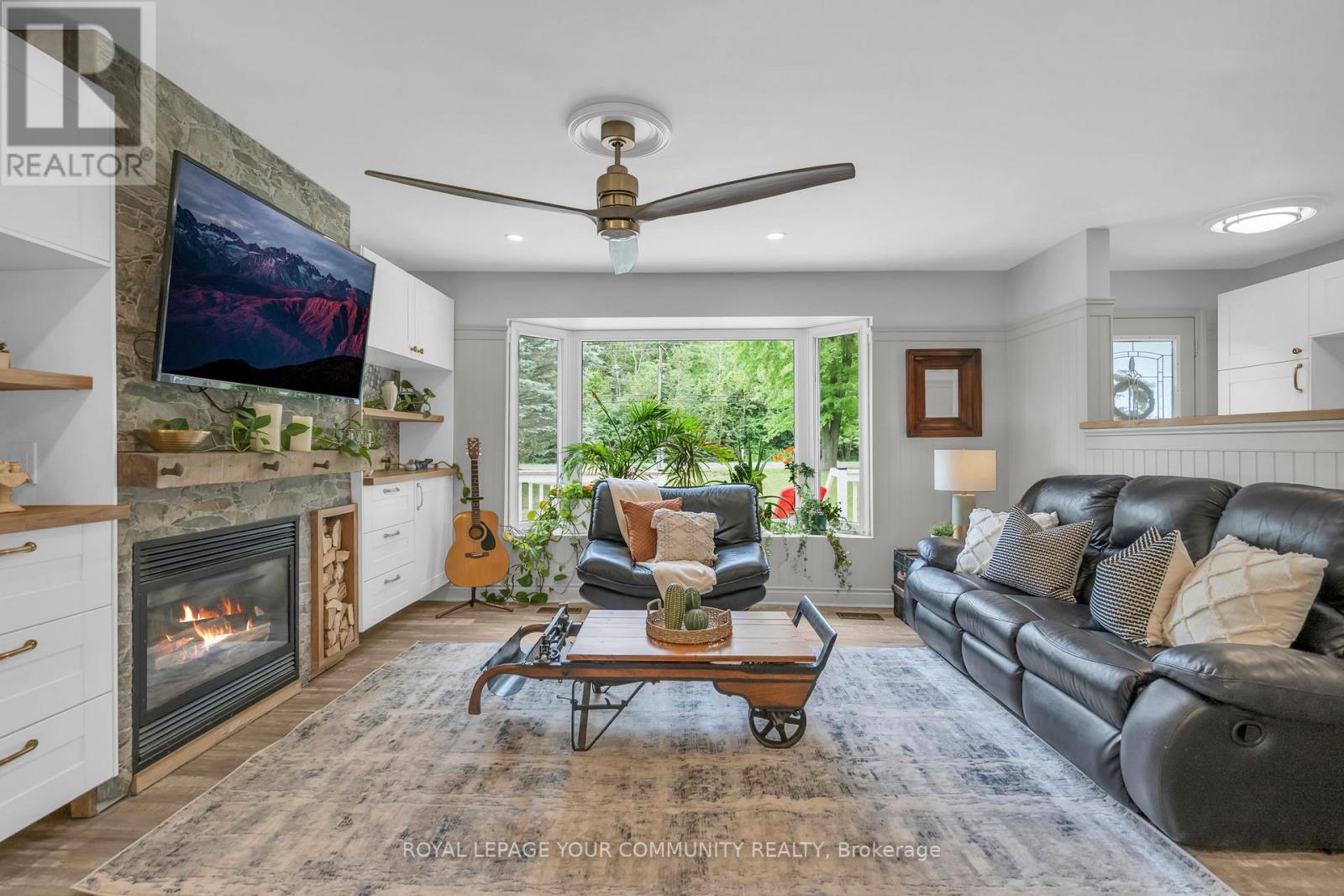 Photo 9 of 26832 Park Road, Georgina ON