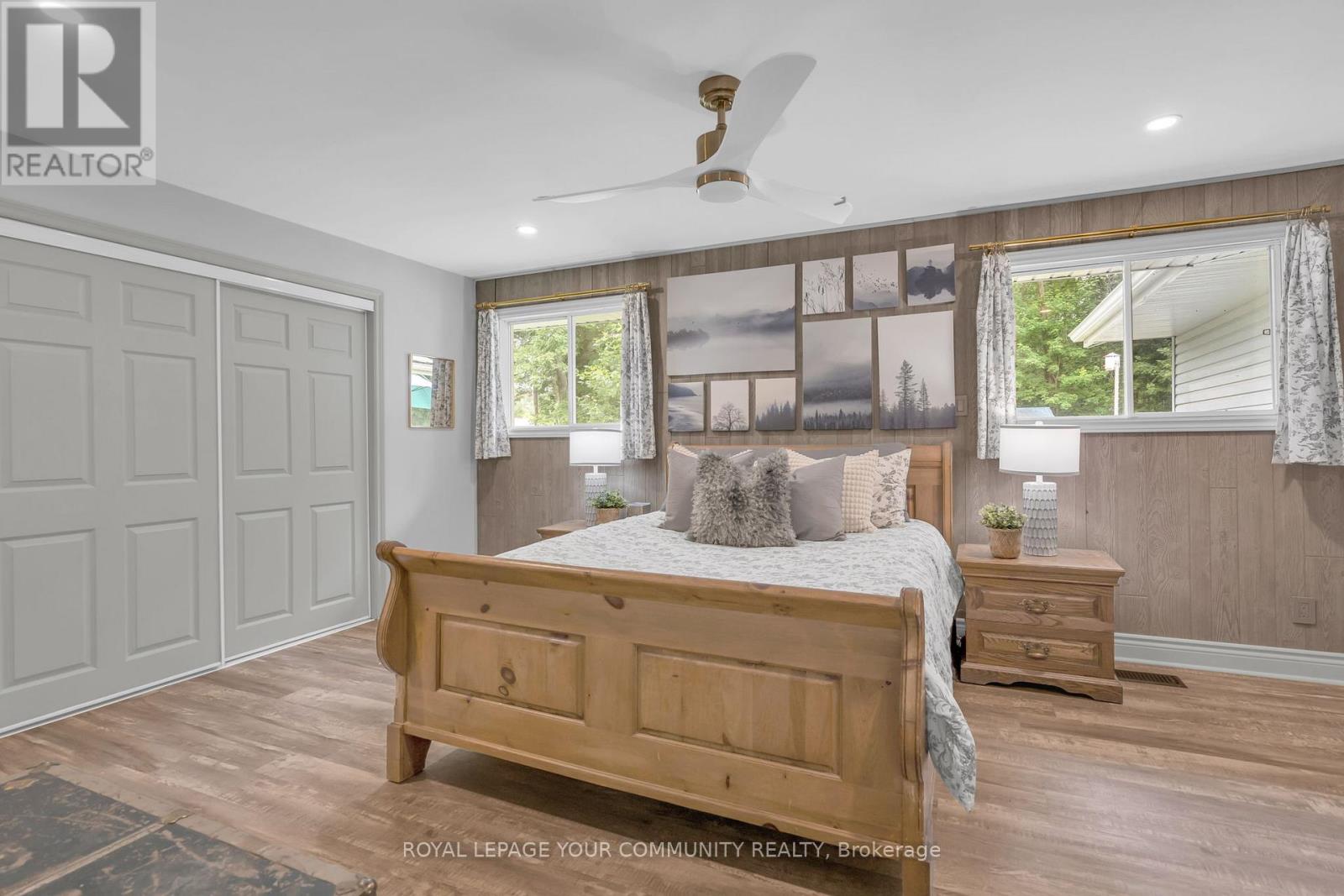 Photo 2 of 26832 Park Road, Georgina ON