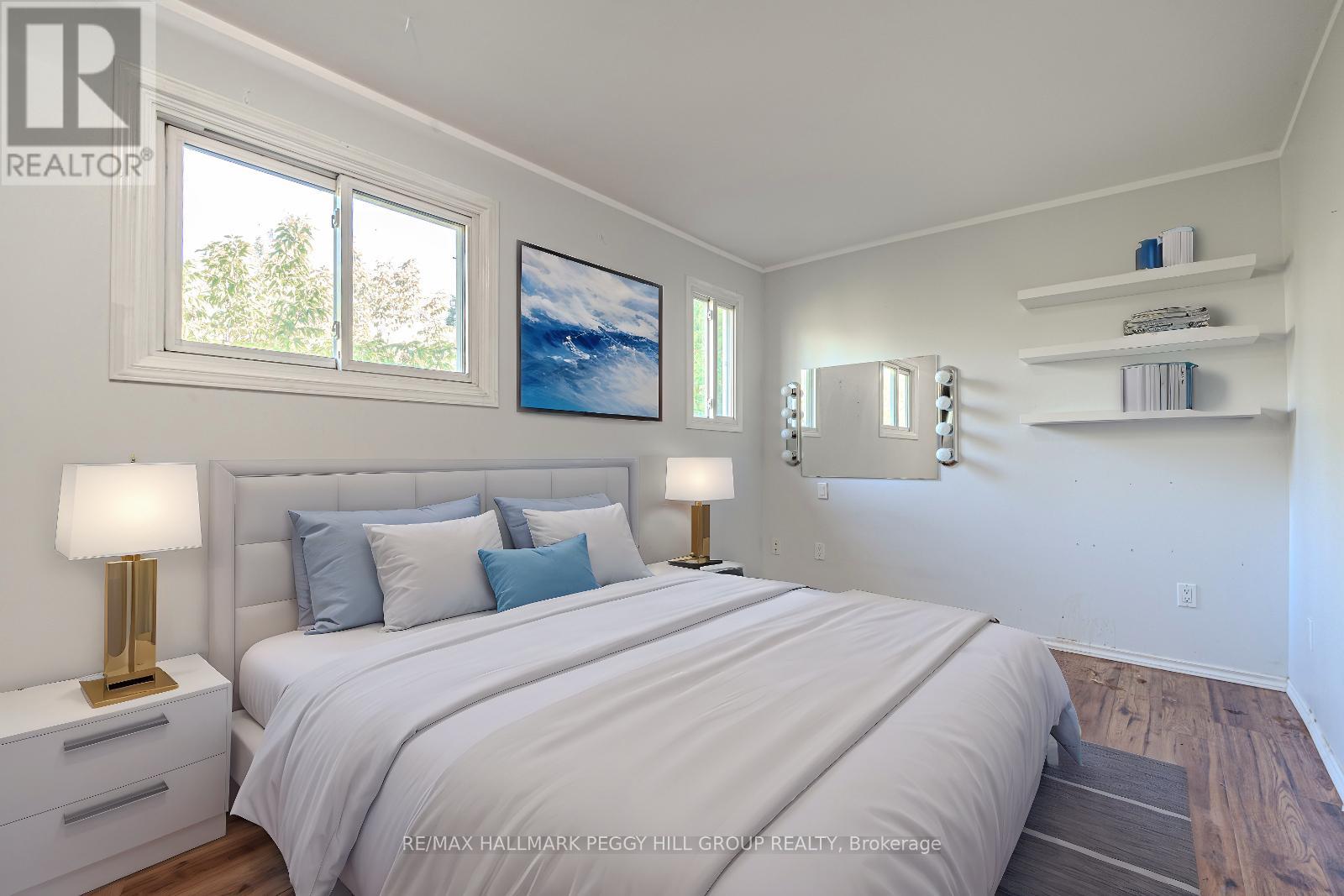 Photo 6 of 211 Phillips Street, Barrie ON