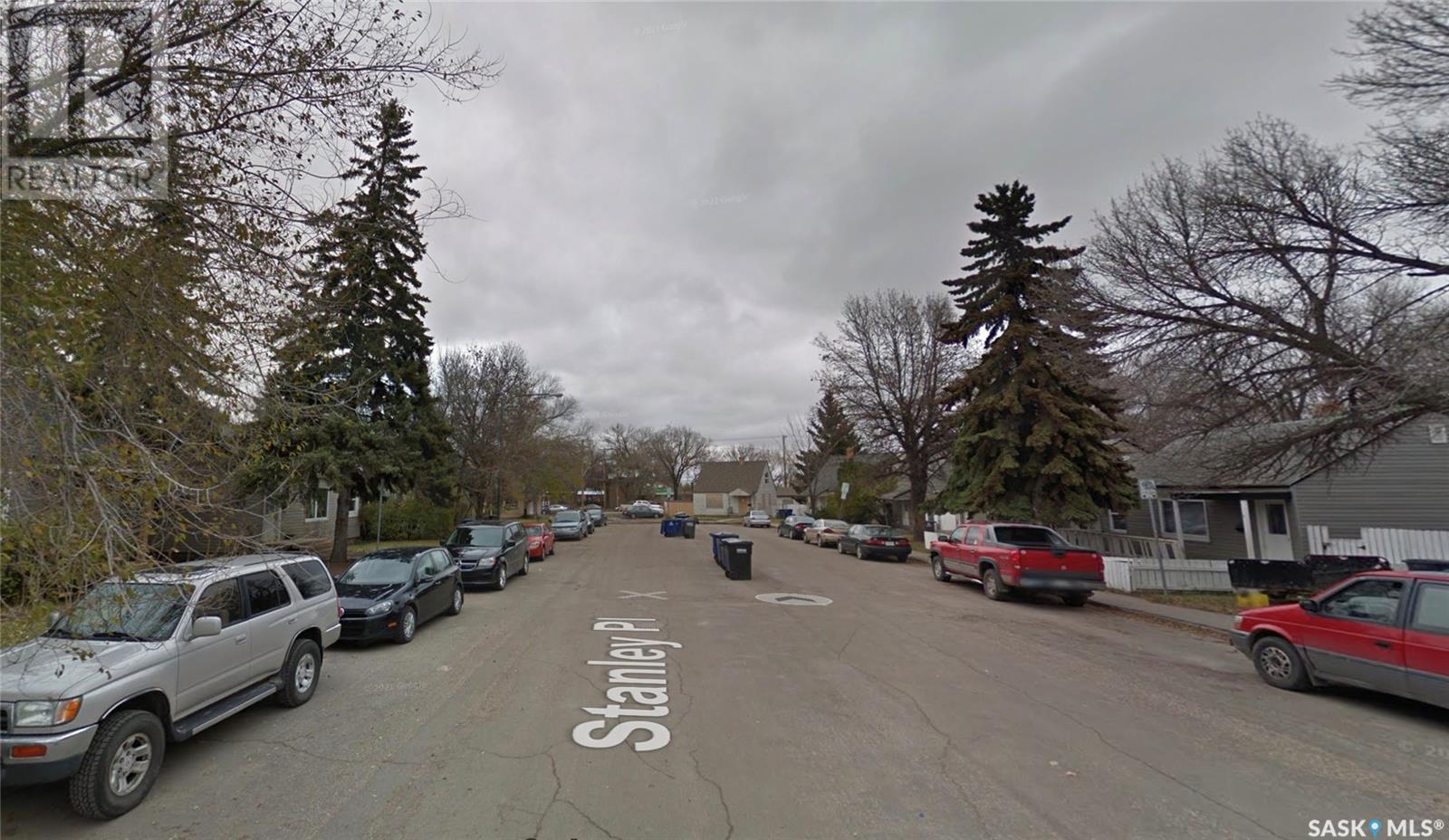 Photo 1 of 5 Stanley Place, Saskatoon SK