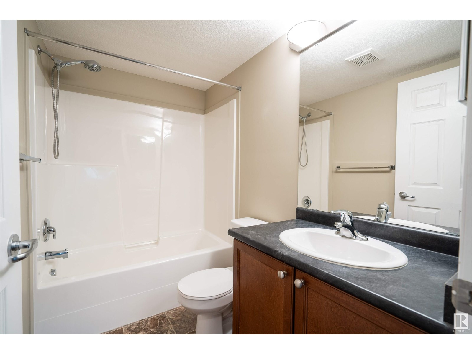 Photo 10 of 307 260 Lewis Estates Boulevard Nw Nw, Edmonton AB