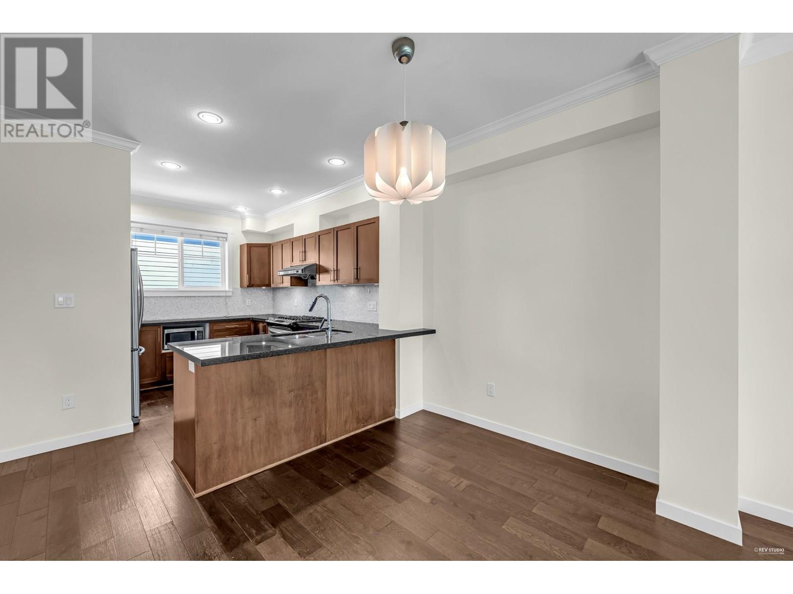 Photo 14 of 8 9580 Alberta Road, Richmond BC