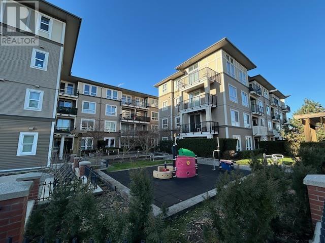 Photo 12 of 410 12040 222 Street, Maple Ridge BC