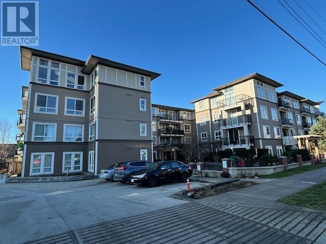 Photo 2 of 410 12040 222 Street, Maple Ridge BC