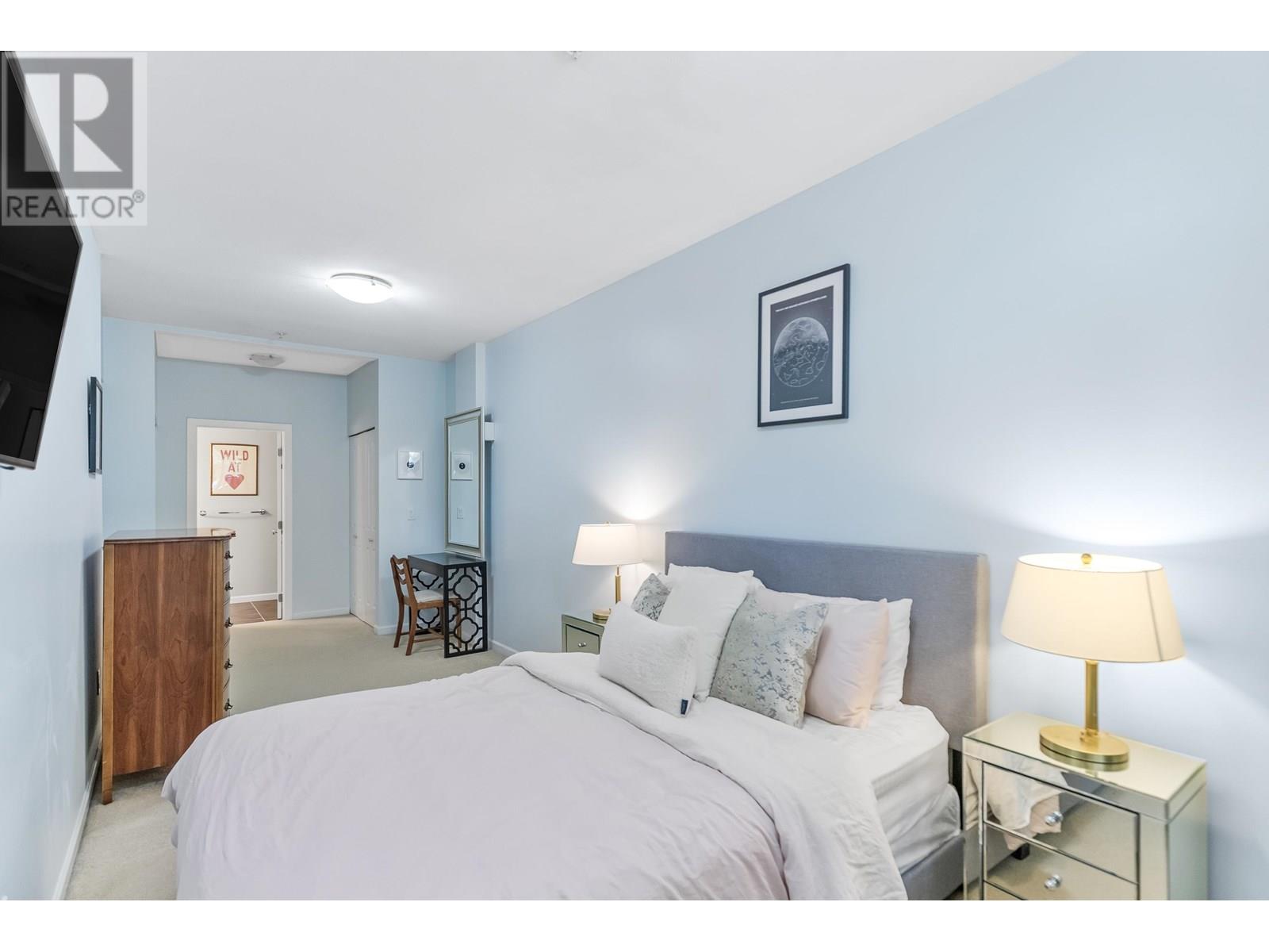 Photo 10 of 109 160 Shoreline Circle, Port Moody BC