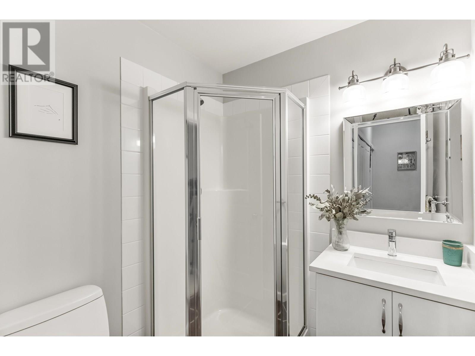 Photo 15 of 109 160 Shoreline Circle, Port Moody BC