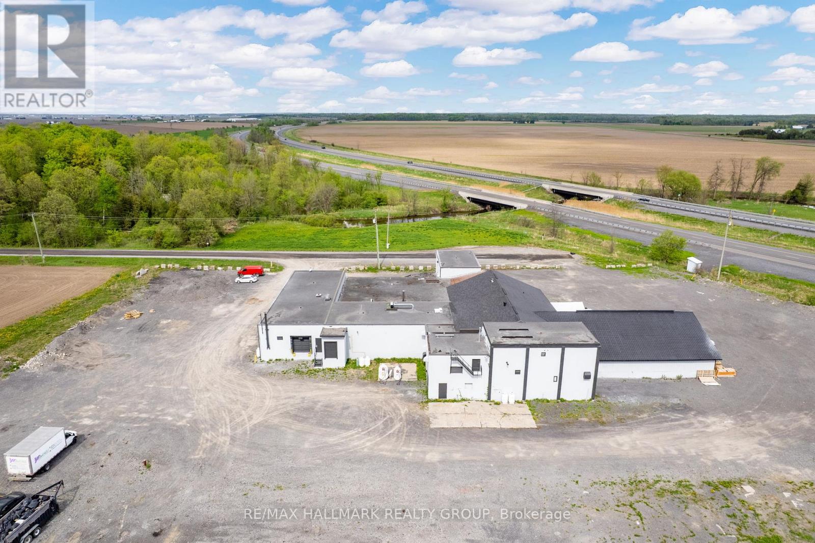 Photo 4 of 5604 Harris Road, The Nation ON