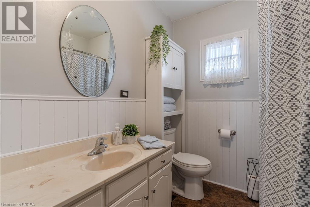 Photo 16 of 182 Durham Street, Brantford ON