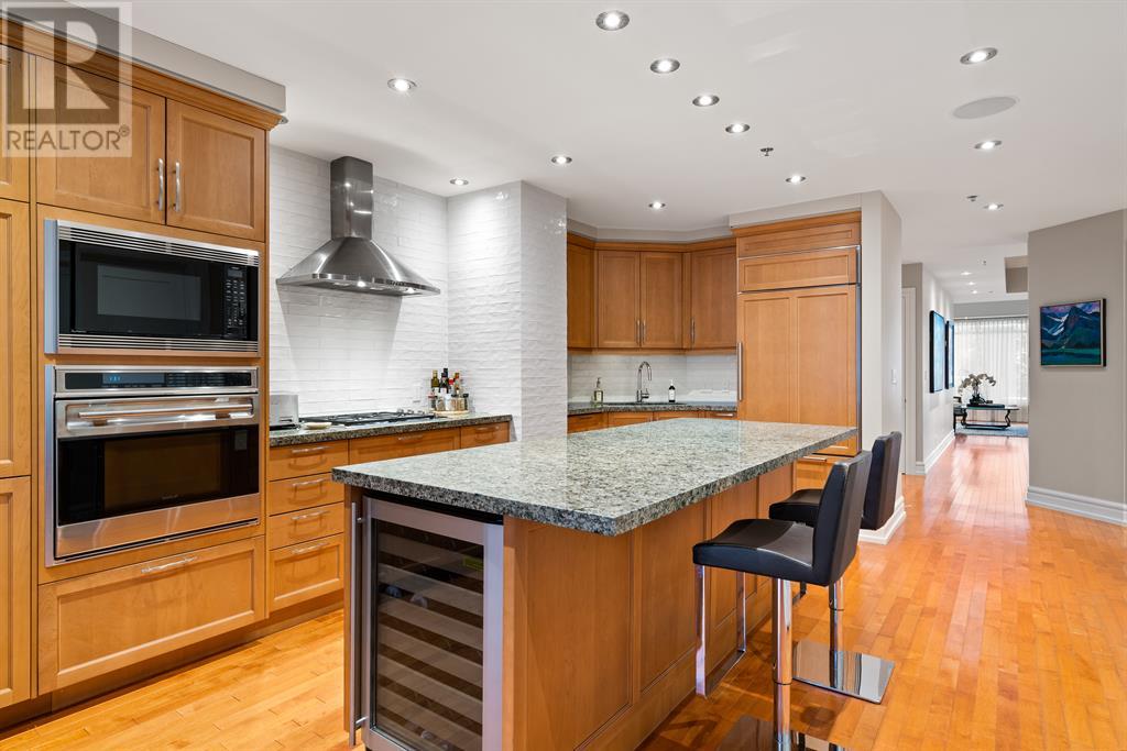 Single Family House High rise for Sale in   Princeton Way SW Eau Claire Calgary 