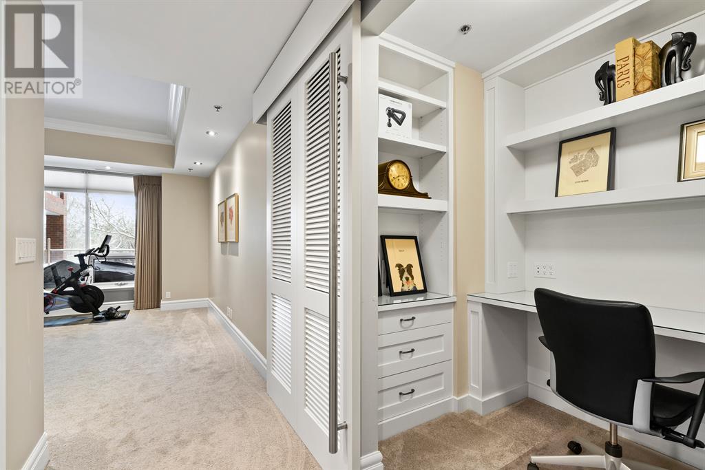 Single Family House High rise for Sale in   Princeton Way SW Eau Claire Calgary 