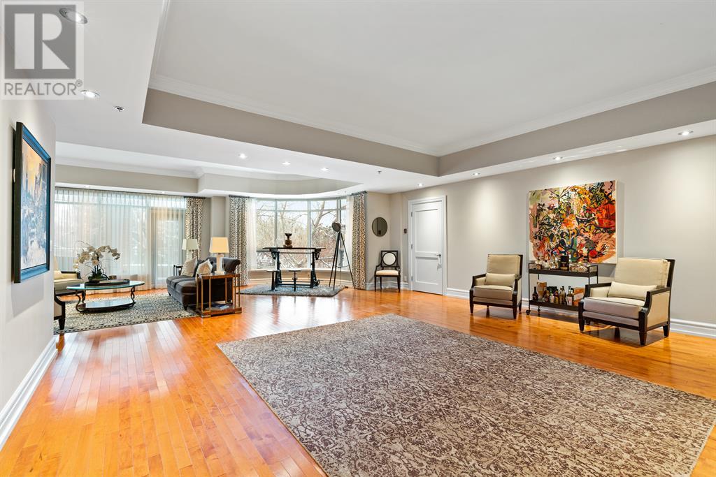 Single Family House High rise for Sale in   Princeton Way SW Eau Claire Calgary 