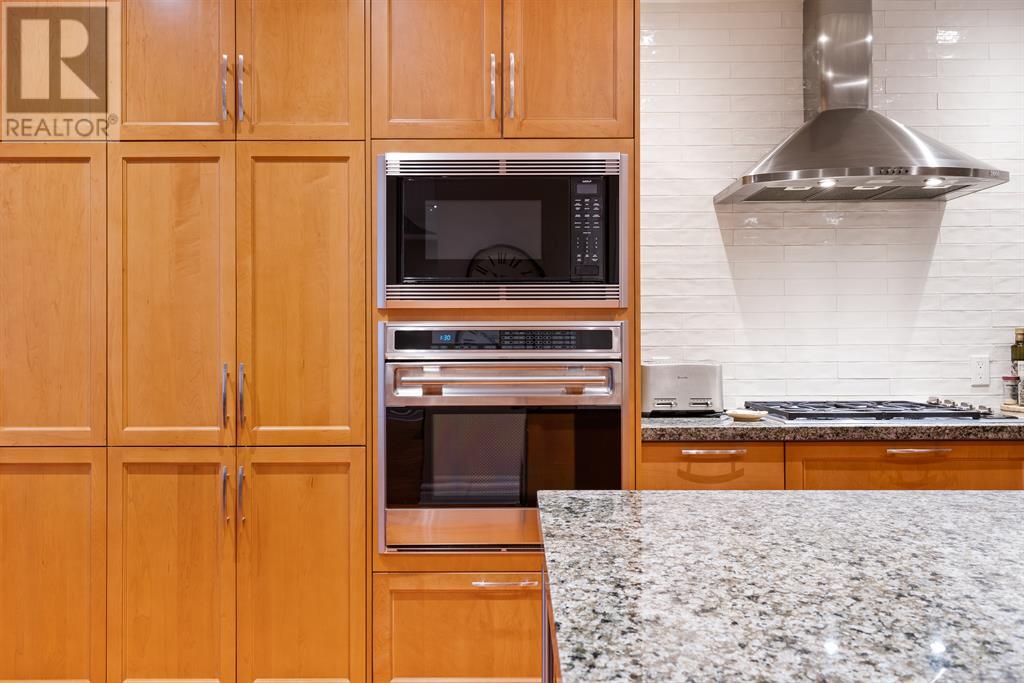 Single Family House High rise for Sale in   Princeton Way SW Eau Claire Calgary 