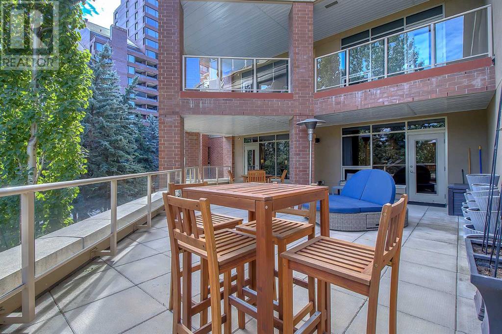 Single Family House High rise for Sale in   Princeton Way SW Eau Claire Calgary 