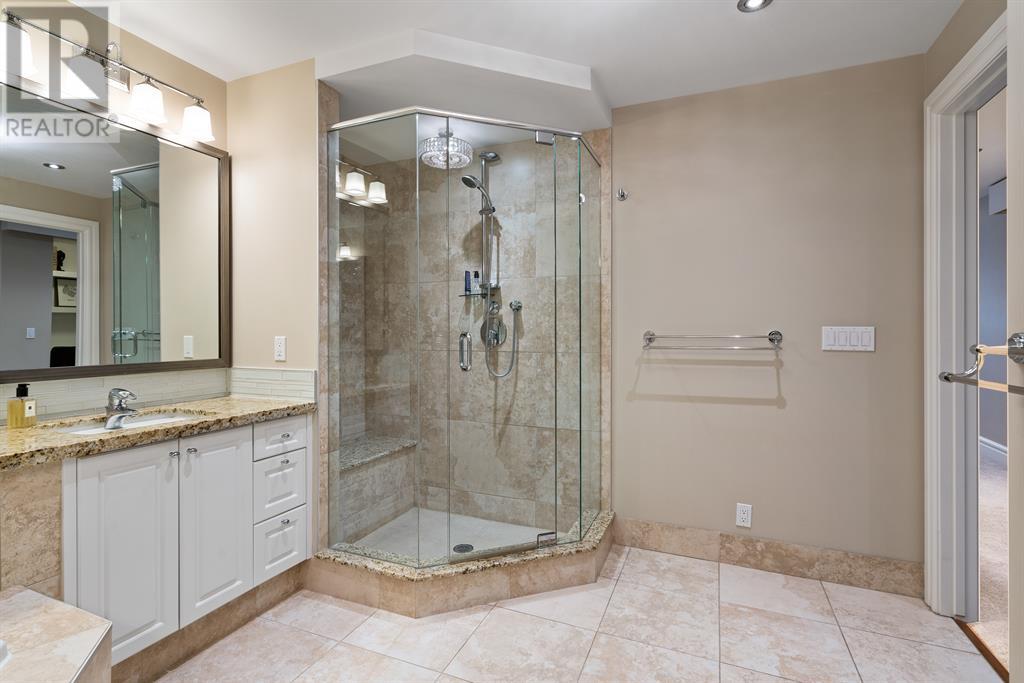 Single Family House High rise for Sale in   Princeton Way SW Eau Claire Calgary 