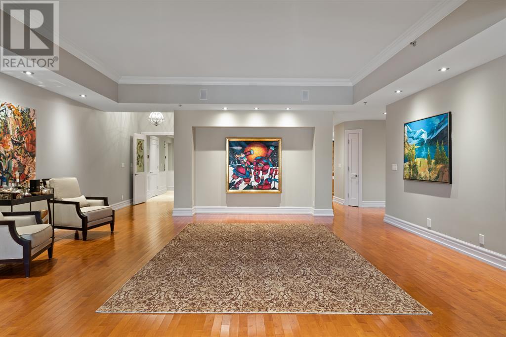 Single Family House High rise for Sale in   Princeton Way SW Eau Claire Calgary 