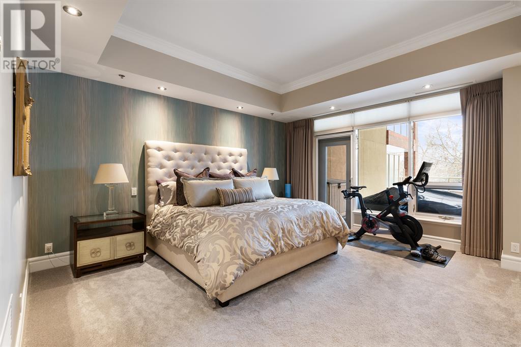 Single Family House High rise for Sale in   Princeton Way SW Eau Claire Calgary 