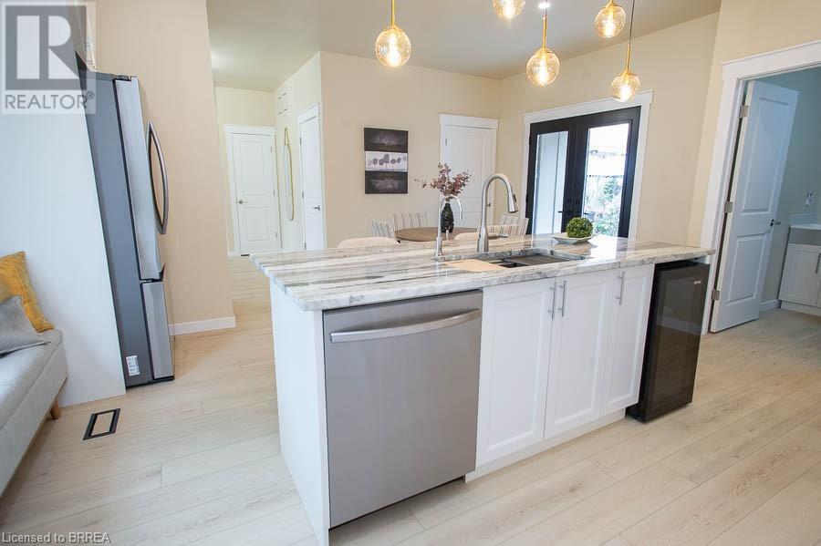 Photo 14 of 68 Hamilton Plank Road, Port Dover ON