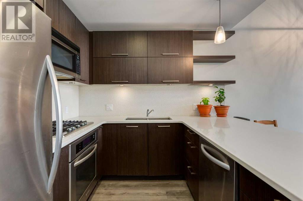 Single Family House for Sale in    Street NE Renfrew Calgary 