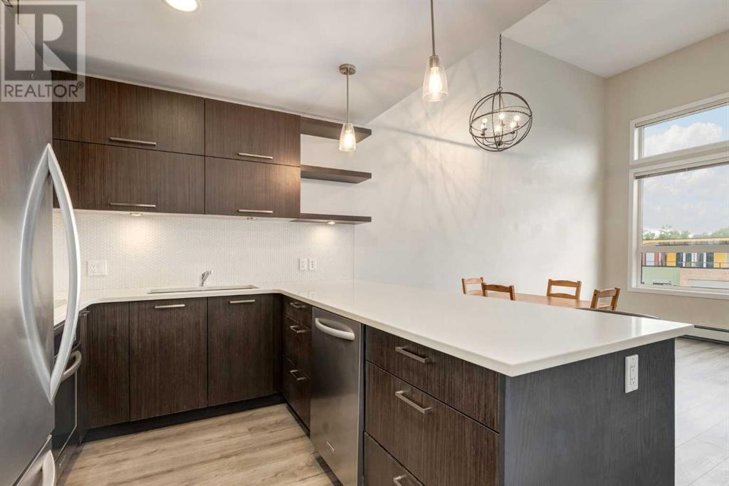 Single Family House for Sale in    Street NE Renfrew Calgary 