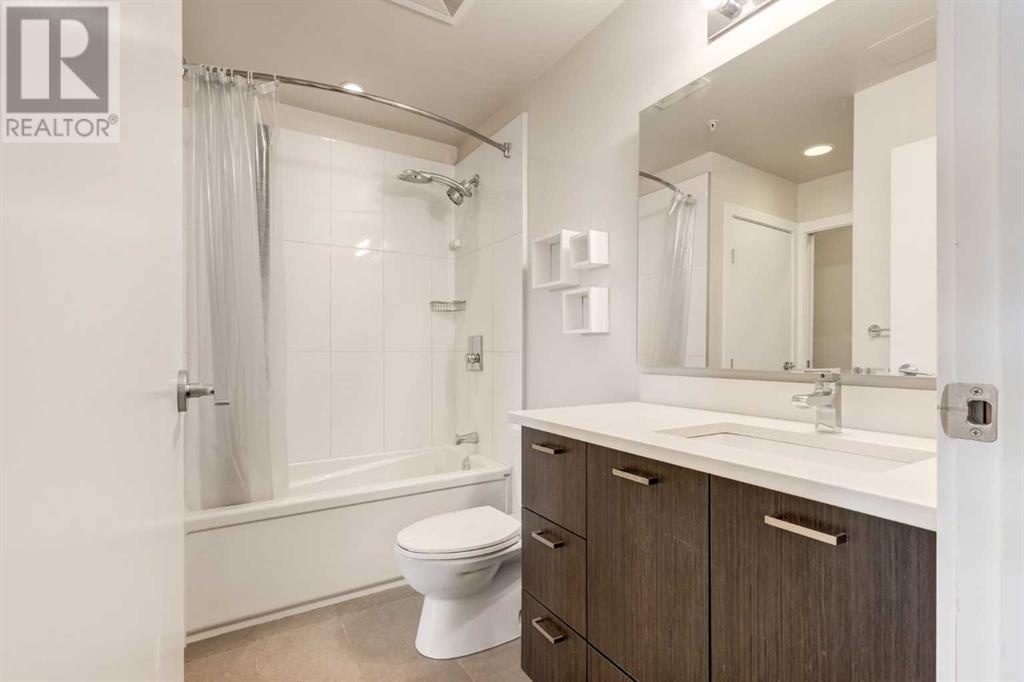 Single Family House for Sale in    Street NE Renfrew Calgary 