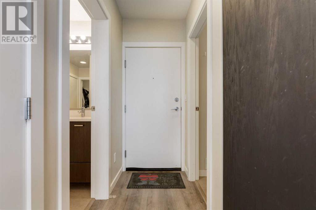 Single Family House for Sale in    Street NE Renfrew Calgary 