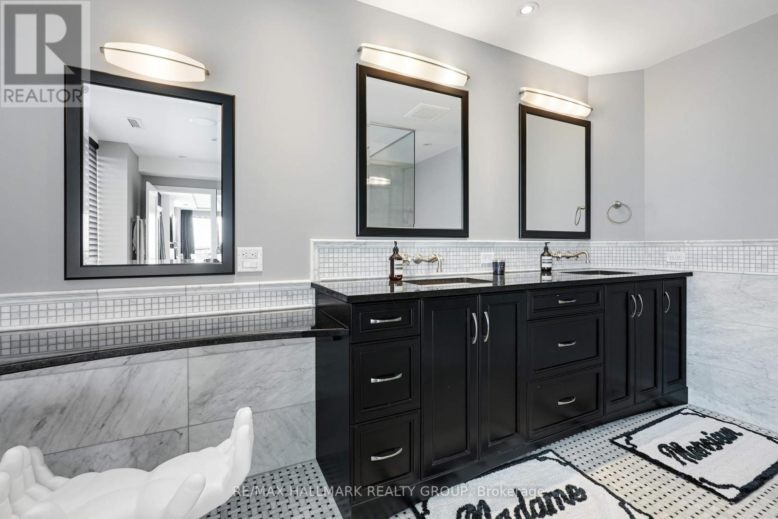 Photo 31 of 2001 108 Lisgar Street, Ottawa ON