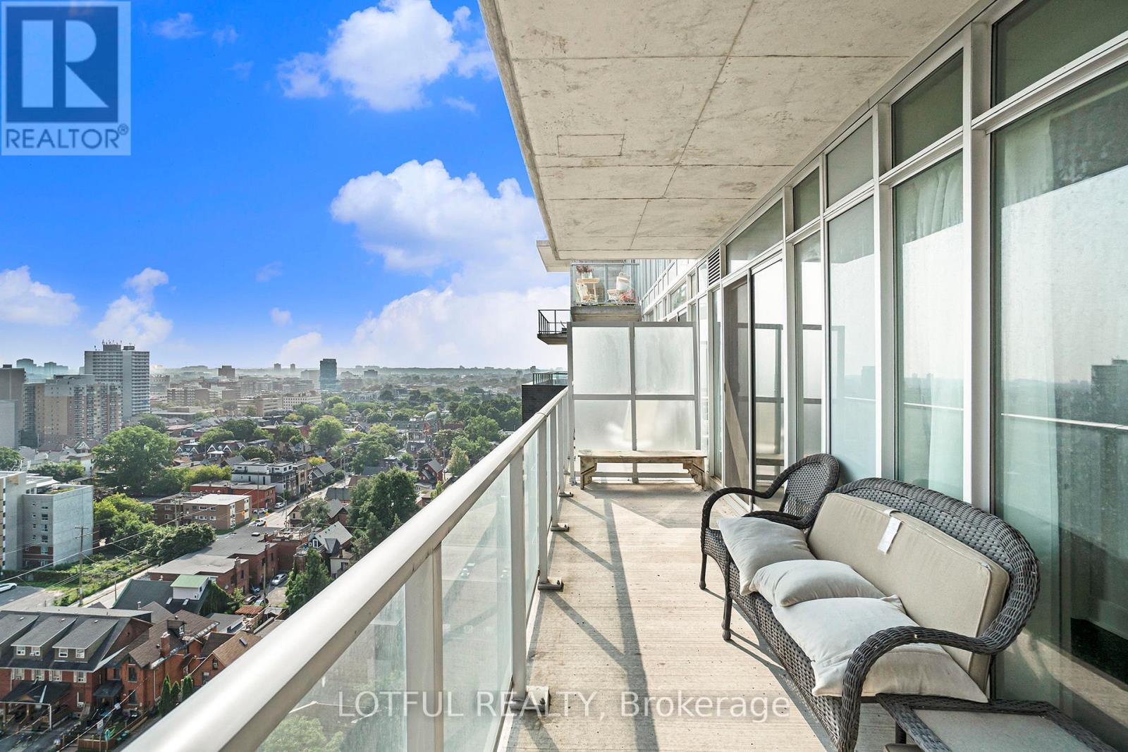 Photo 14 of 1604 255 Bay Street, Ottawa ON