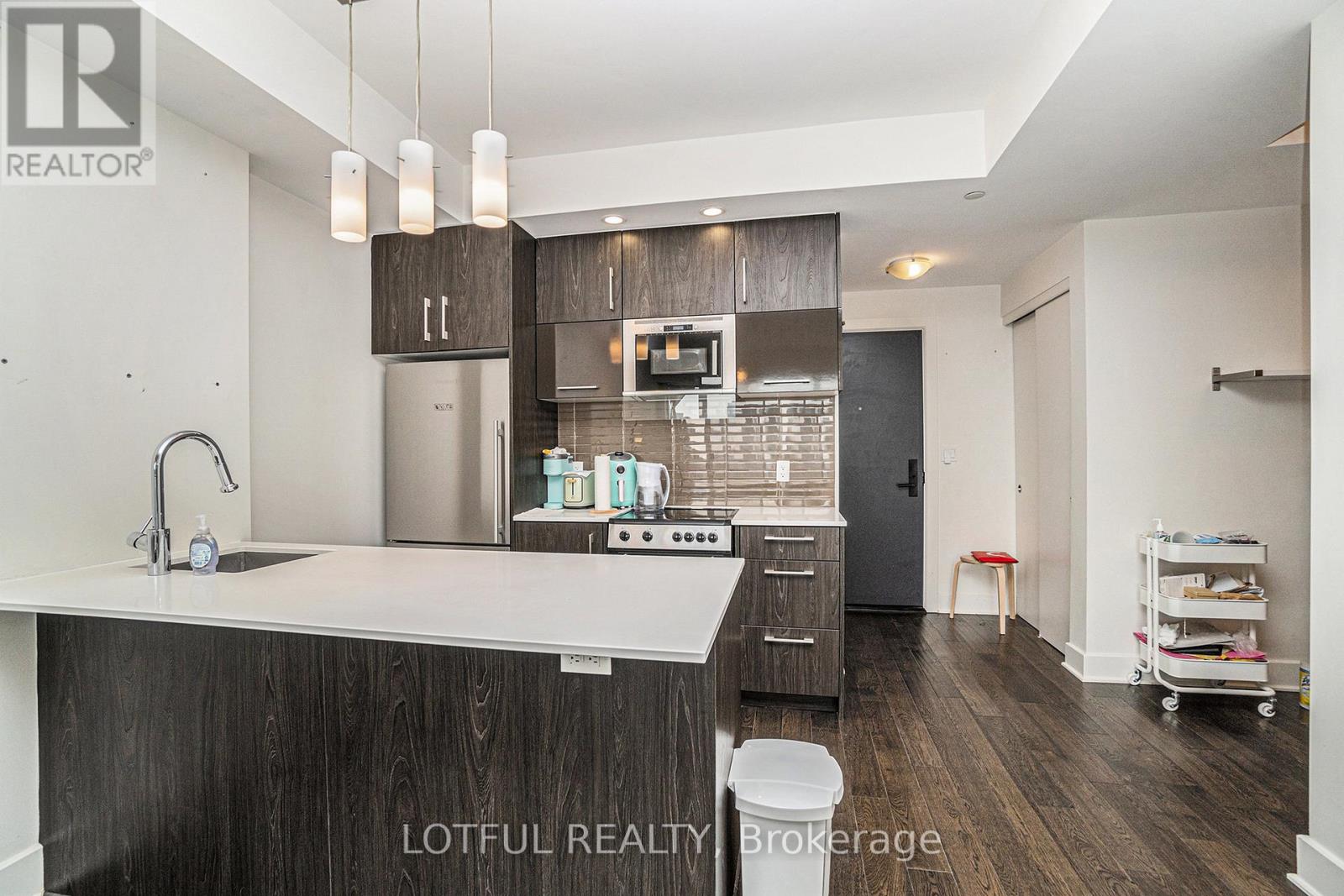 Photo 7 of 1604 255 Bay Street, Ottawa ON