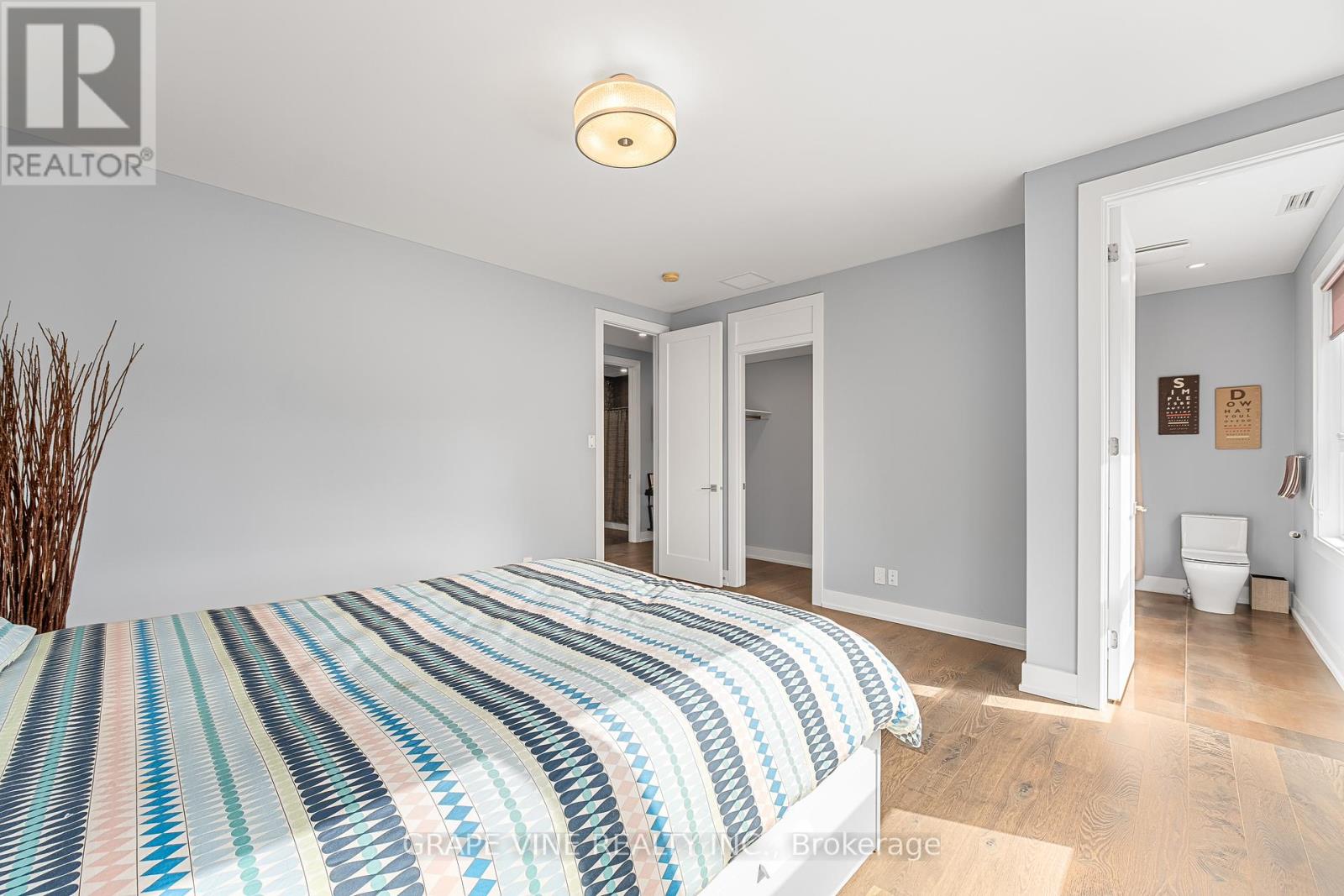 Photo 43 of 315 Crestview Road, Ottawa ON